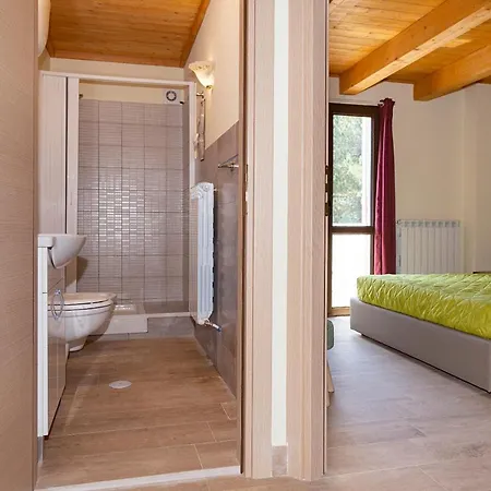 Dimora Nel Bosco Apartment