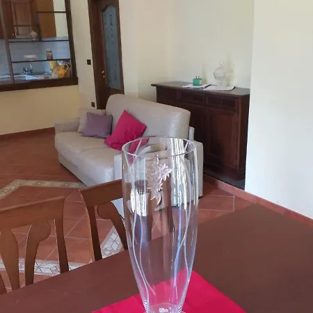 Dimora Nel Bosco Appartement *