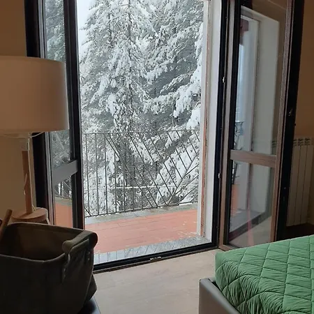 Dimora Nel Bosco Apartment